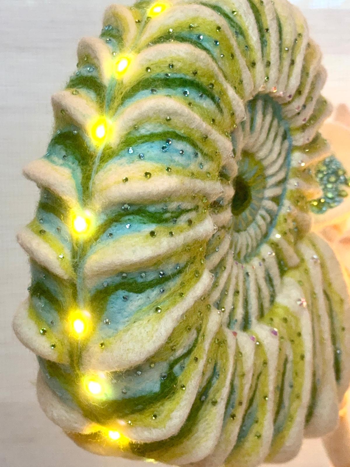 Jewel of the Mythic: Lost Oceans Nautiloid (Illuminated Edition)