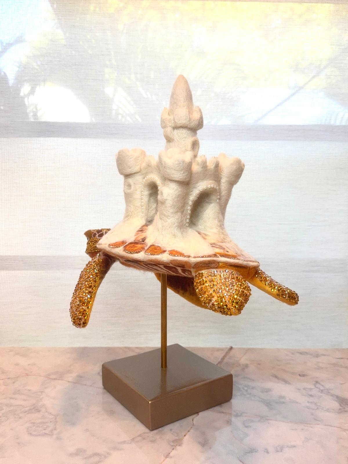 Jewel of the Deep: Sandcastle Sea Turtle (Illuminated Edition)