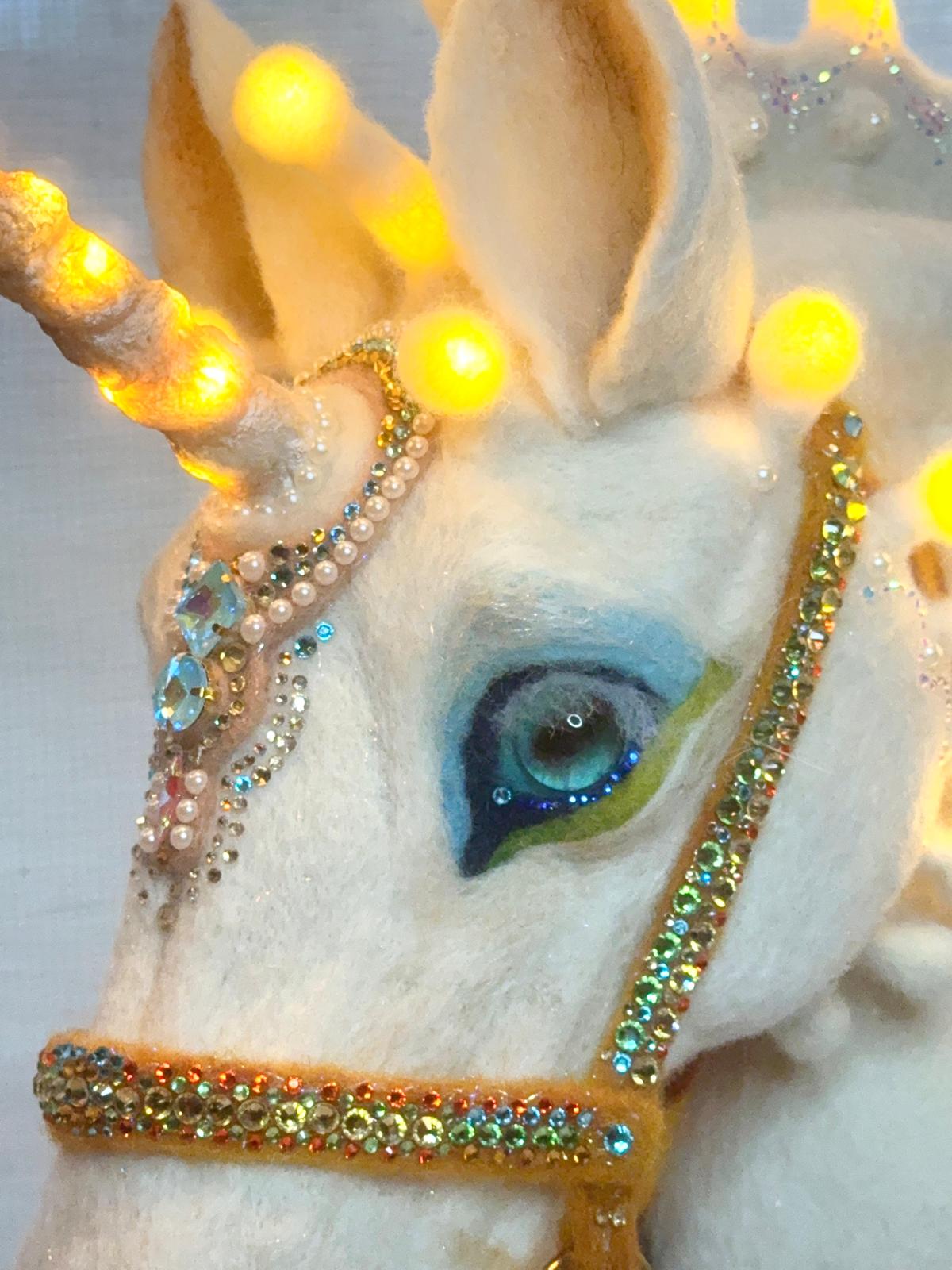 Jewel of the Mythic Starlight Unicorn (Illuminated Edition)
