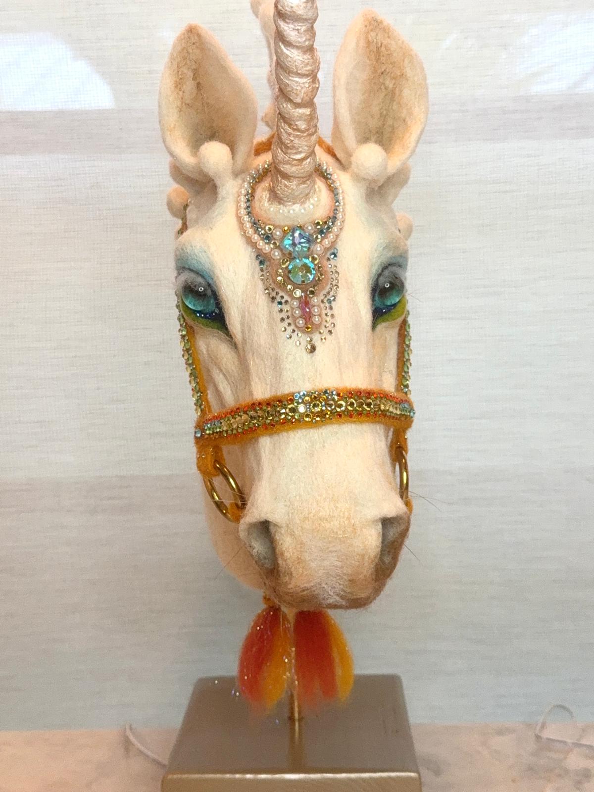 Jewel of the Mythic Starlight Unicorn (Illuminated Edition)